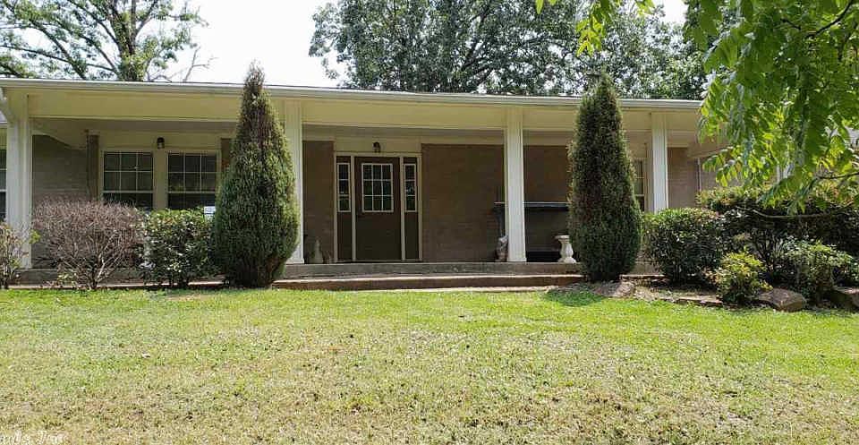 1st image of 146 Marigold Ln