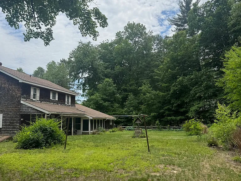 137 Newton Hill Rd — Photo 23