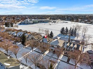 76 Inverness Dr SE, Calgary, AB T2Z3E4