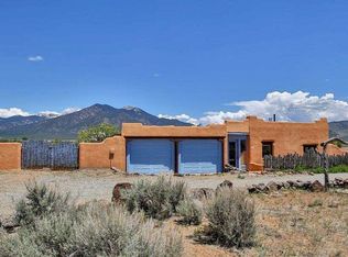 11 Eototo Rd, El Prado, NM 87529