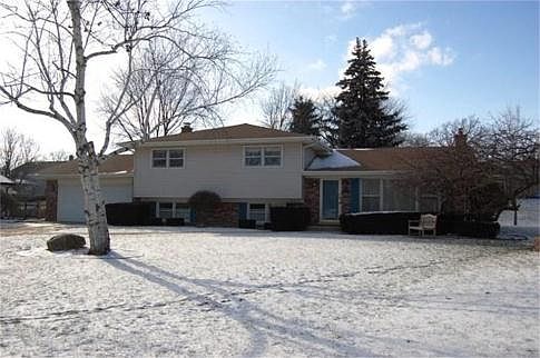 1st image of 406 Langley Ct