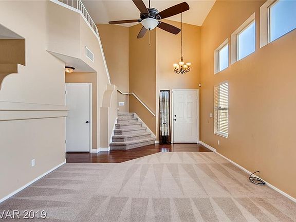 3rd image of 1812 Klamath Falls Way