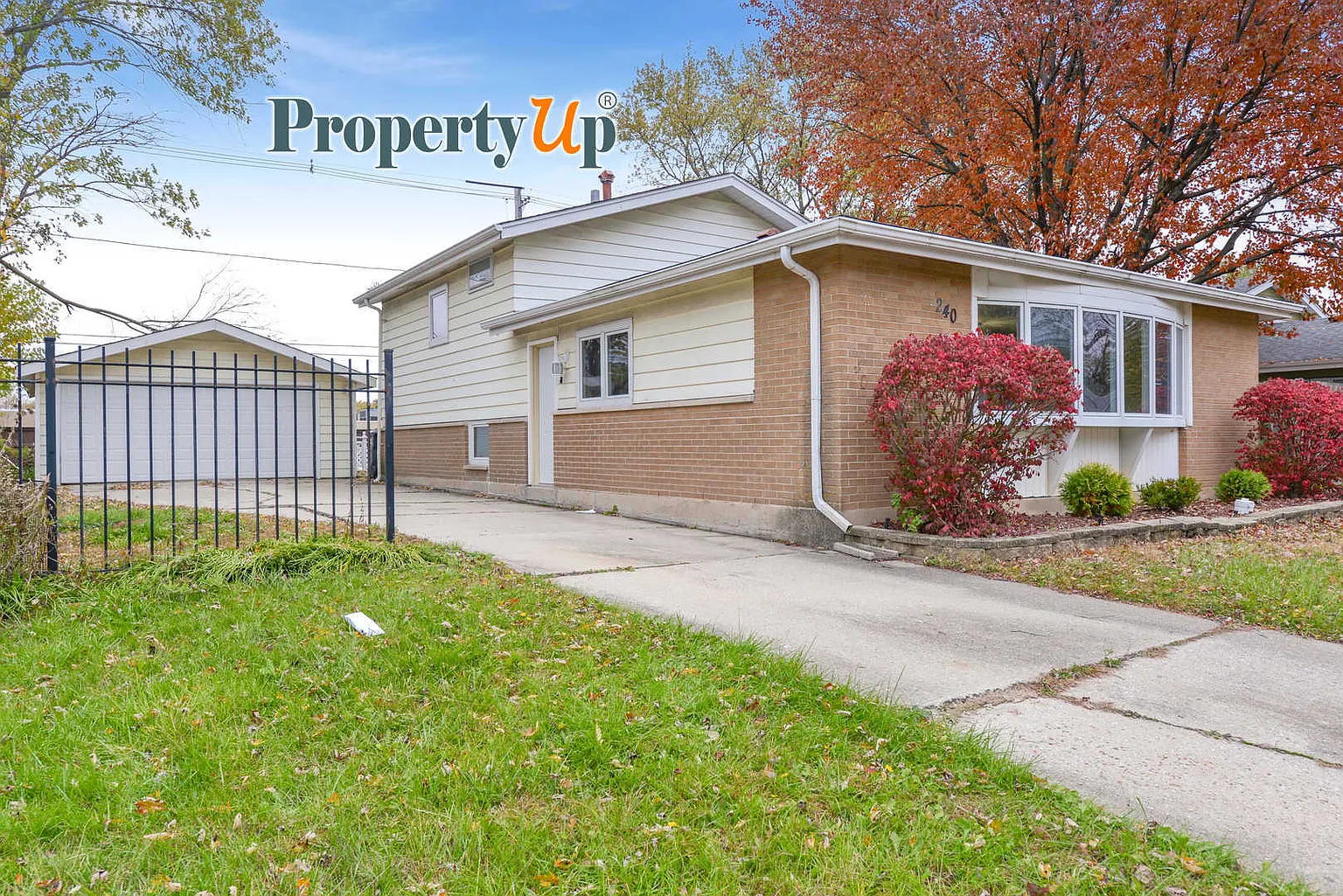 240 Farragut St photo 1