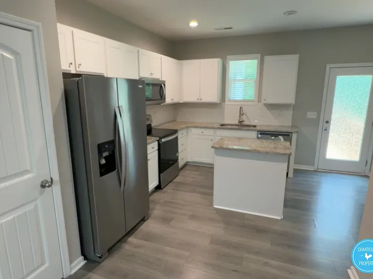 109 Stewarts Knob Dr — Photo 7