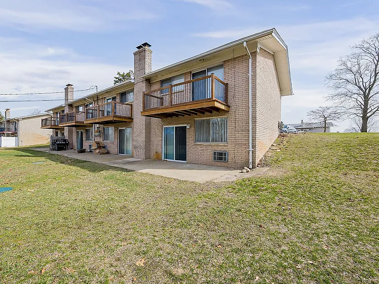 168 Summit View Ct — Photo 25