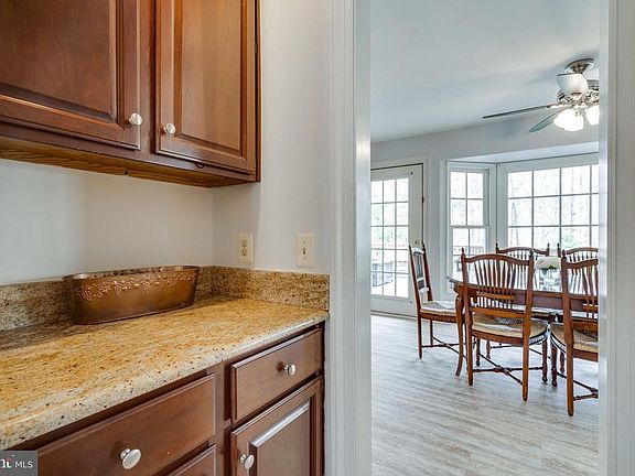 4th image of 8723 Cross Chase Cir