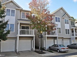 12743 Fair Briar Ln, Fairfax, VA 22033