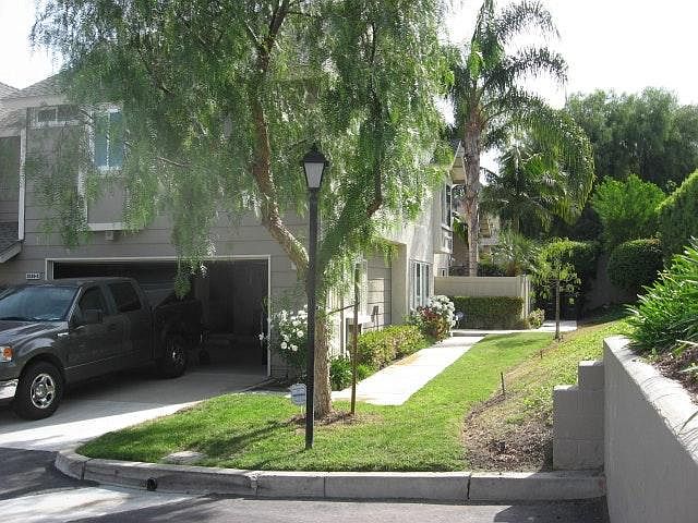 End property, private side