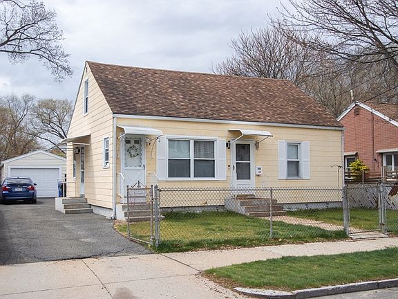 2nd image of 140 Eddy St