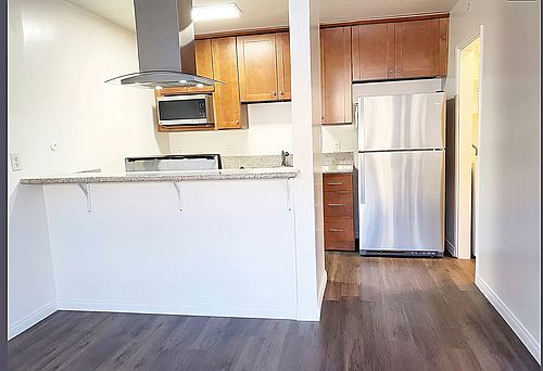 4th image of 2025 S Sepulveda Blvd #7