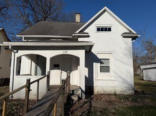 1128 Chandler St, Danville, IL 61832