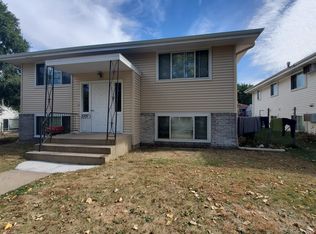 5737 33rd Ave S, Minneapolis, MN 55417