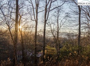 28 Yonahlossee Trl, Blowing Rock, NC 28605