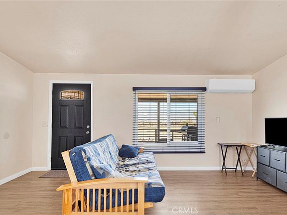3rd image of 35980 Lantana St