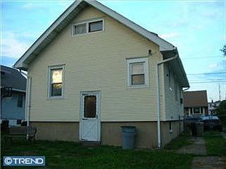 2nd image of 39 Lincoln Ave