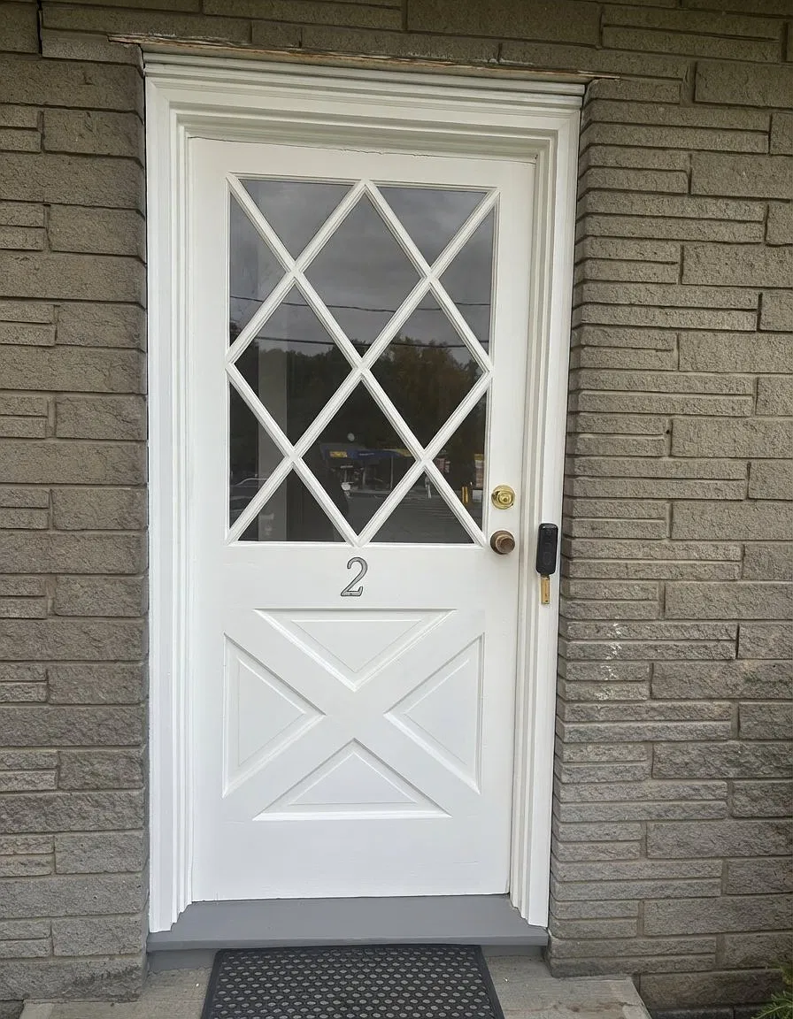 $1500 North Greenbush 2 Bedroom — Photo 3