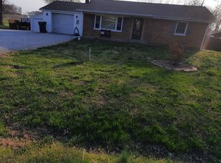 9101 Highway 66, Wadesville, IN 47638