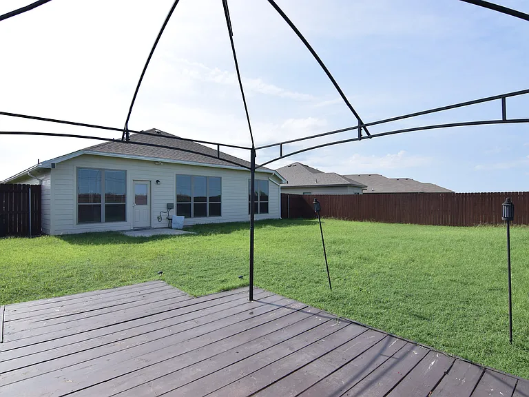 1250 Lakeway Crossing Dr — Photo 19