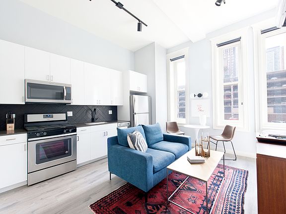 2nd image of 417 S Dearborn St #16385