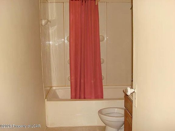 3rd image of 6 Billings Mill Rd