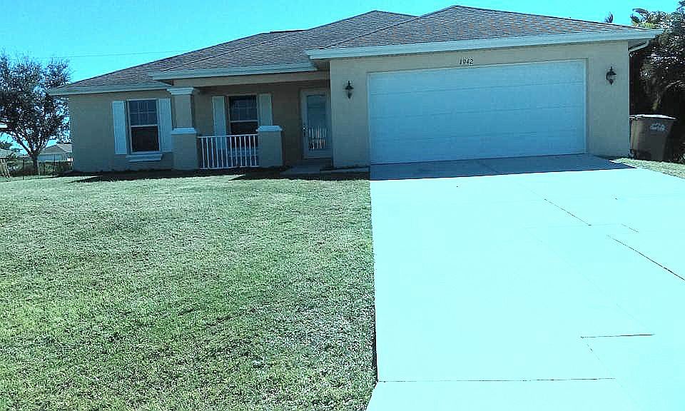 1st image of 1942 NE 15th Ln