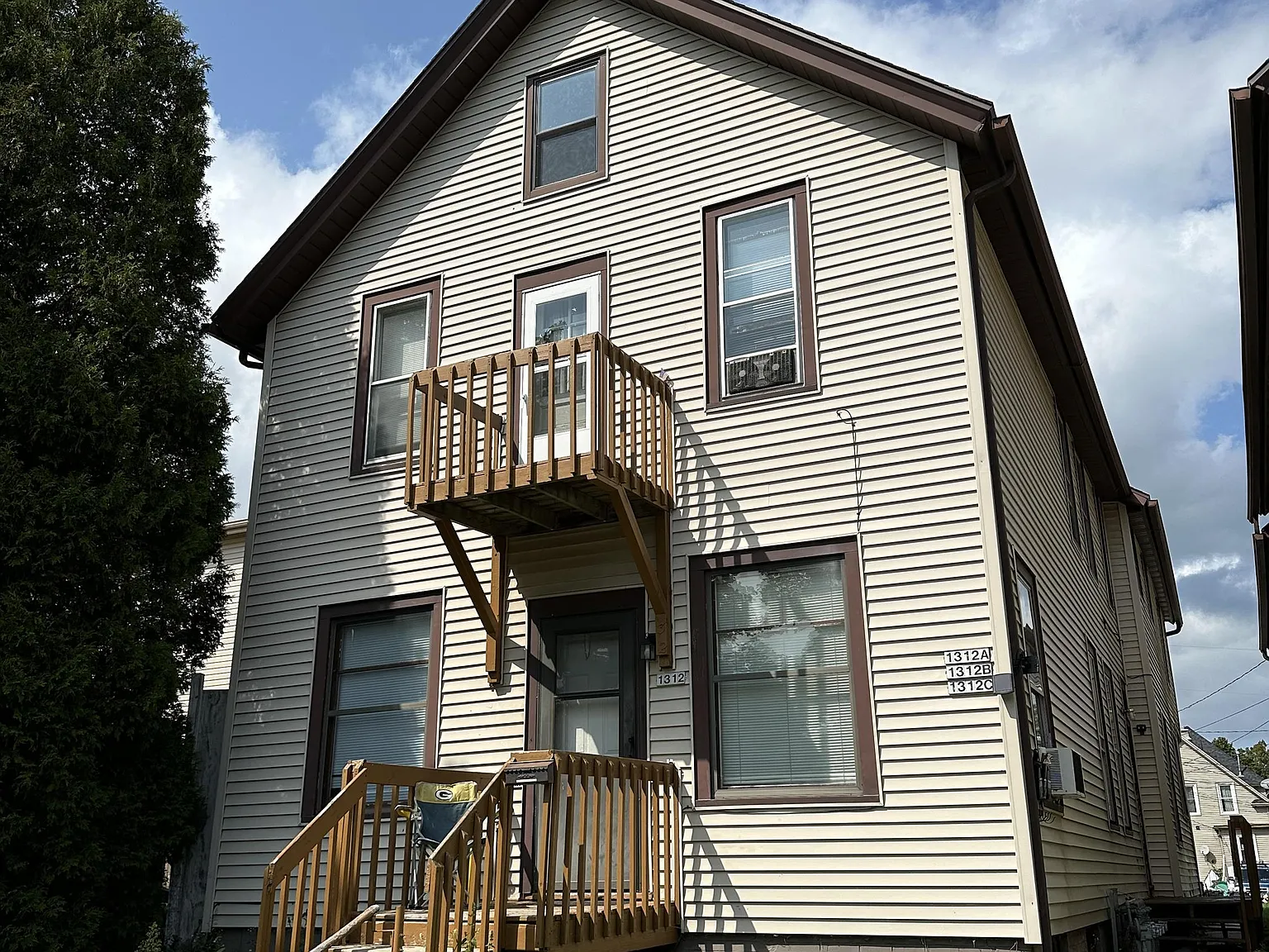 1312 Maryland Ave. - 1312B — Photo 2