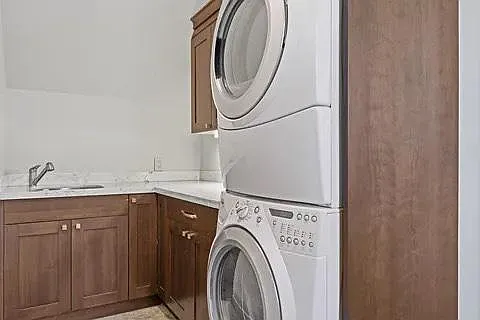 470 Old Towne Ln — Photo 21