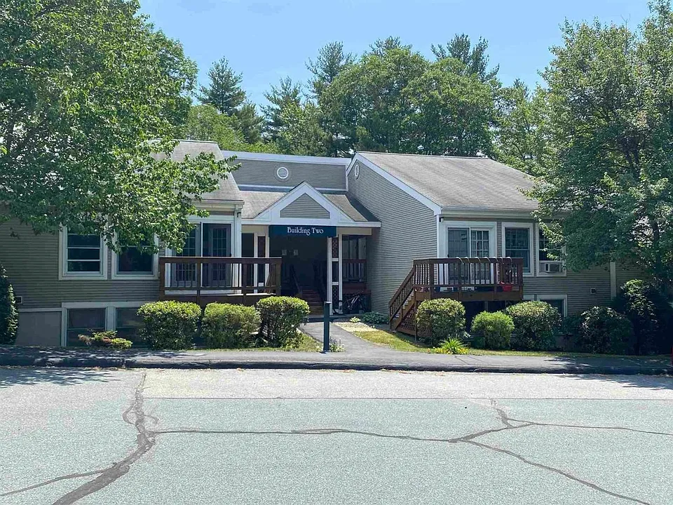 30 Wolf Rd #214