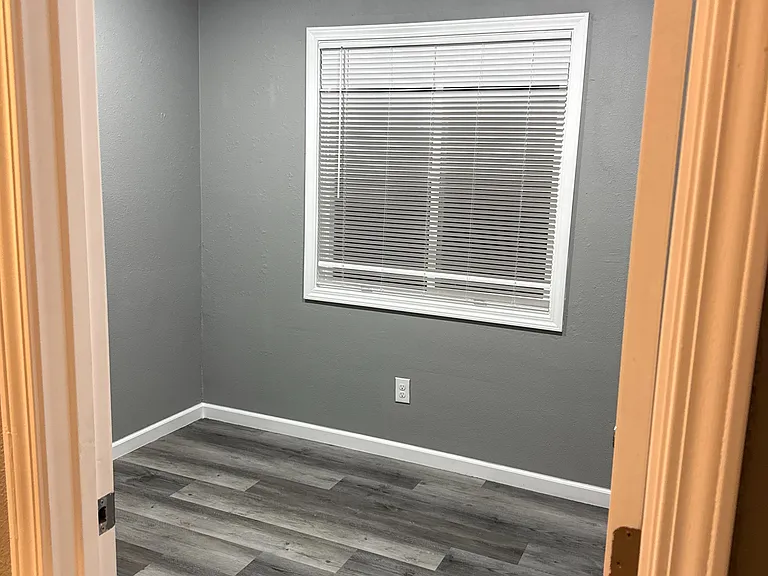5250 Lindhurst Ave #1 — Photo 10