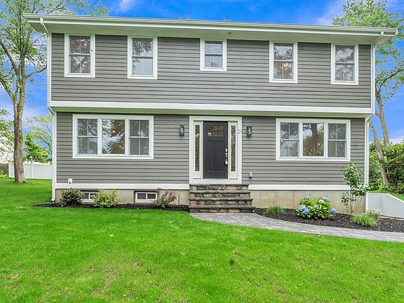 2nd image of 29 Old Colony Dr