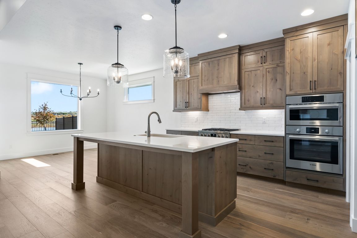 next background image