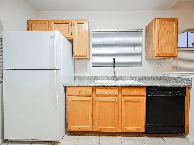 2925 Wigwam Pkwy #124 — Photo 12