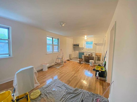 2nd image of 64-11 223rd Pl #2BL