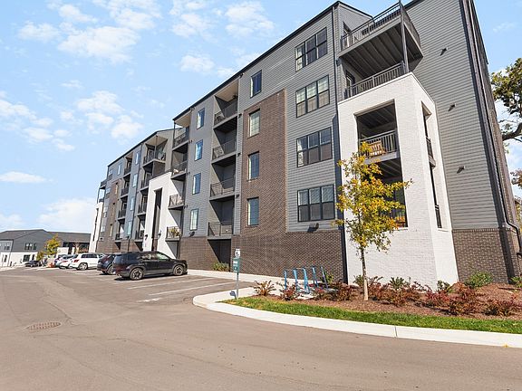 3rd image of 2900 Edwin St #102
