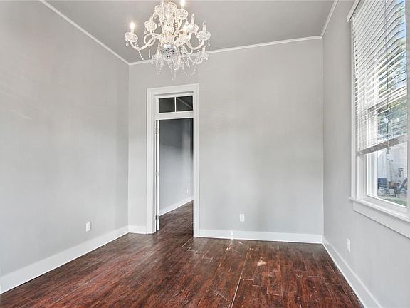 3rd image of 2632 Eagle St