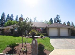 902 E Windsor Cir, Fresno, CA 93720