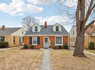 3240 N 80th St, Milwaukee, WI 53222