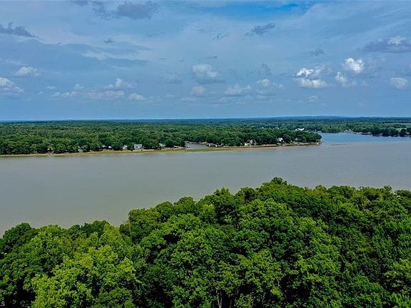 4th image of 238 Bluff Ln Lot 8