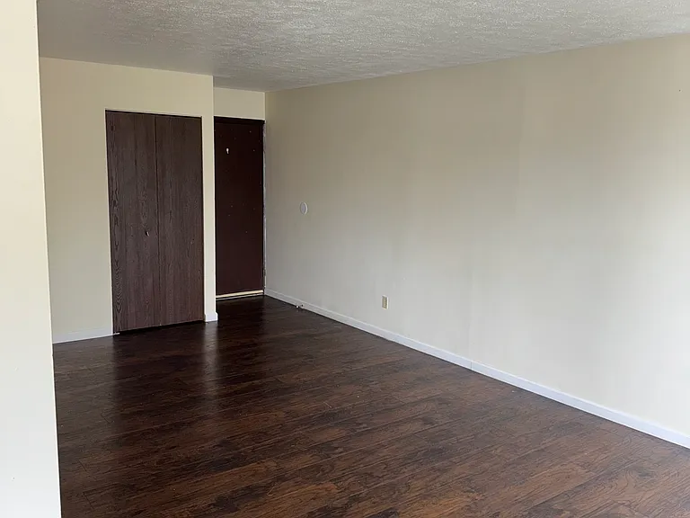 17901 Lake Shore Blvd #202 — Photo 9