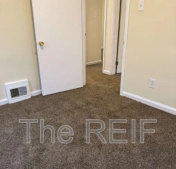 20429 Monte Vista St — Photo 8