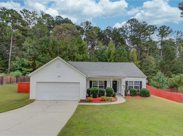 2221 Baker Carter Dr, Loganville, GA 30052