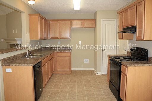 3rd image of 7408 Brentridge Dr