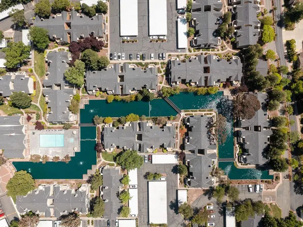 115 Reflections Dr #15, San Ramon, CA 94582