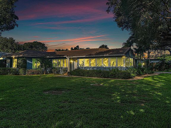 3rd image of 530 N Swinton Avenue