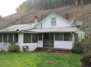 117 Hinkle Creek Rd, Sutherlin, OR 97479