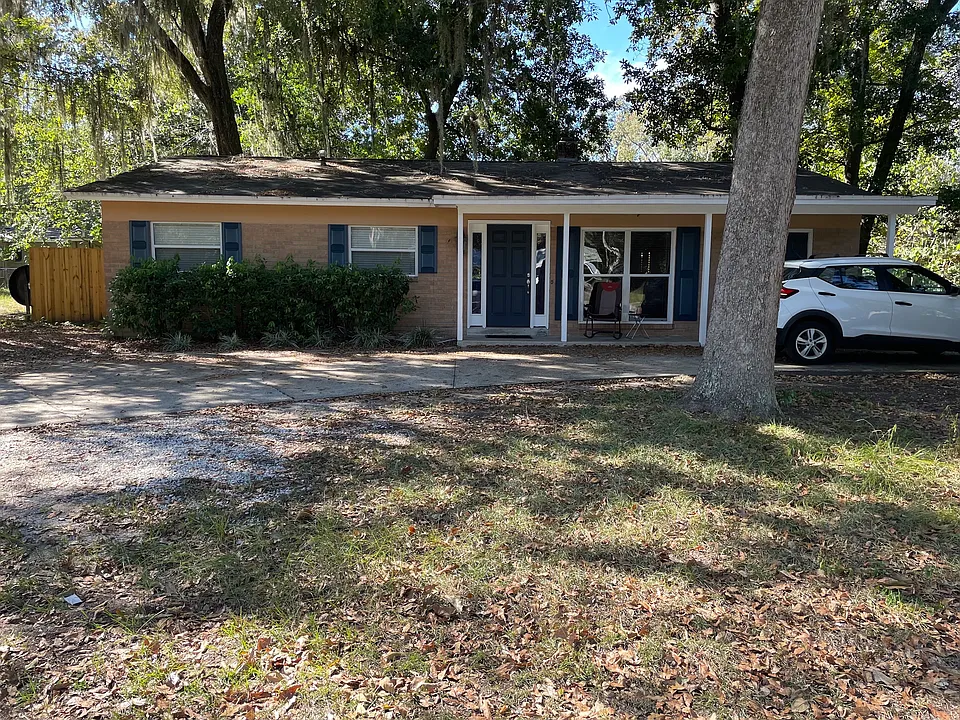 402 NW 34th St
