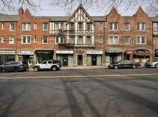 69 Harney Rd APT 2B, Scarsdale, NY 10583