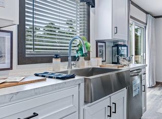 1017 Spring Azure Dr, Cleburne, TX 76033