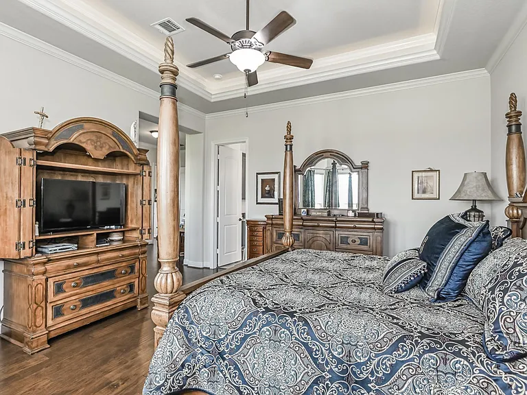 6110 Meadow Bluff Ct — Photo 15