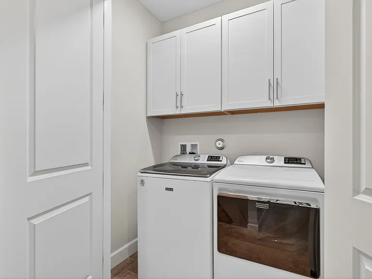 1887 SE Ocean Cove Way — Photo 33